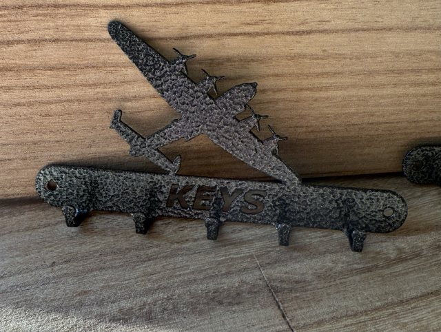 War Plane Key Hooks