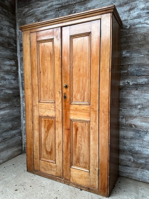 Stunning Antique Victorian English Pine Large Wardrobe