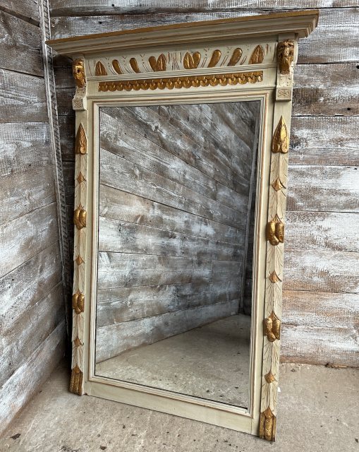 Beautiful Large Early Victorian Parcel Gilt Pier Mirror