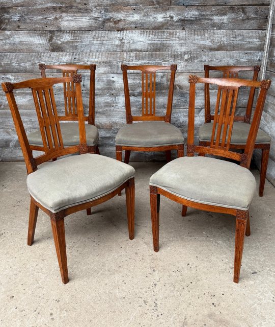 Antique Set Of 6 19th Century Dutch Elm Dining Chairs