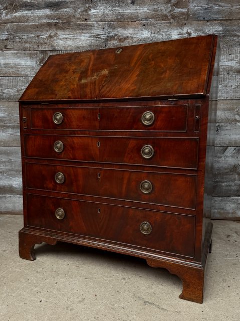 Wonderful Georgian Mahogany Bureau