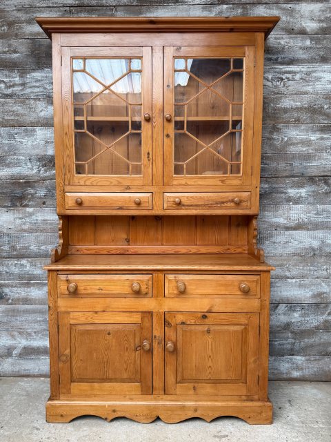 Vintage Waxed Pine Astral Glazed Dresser