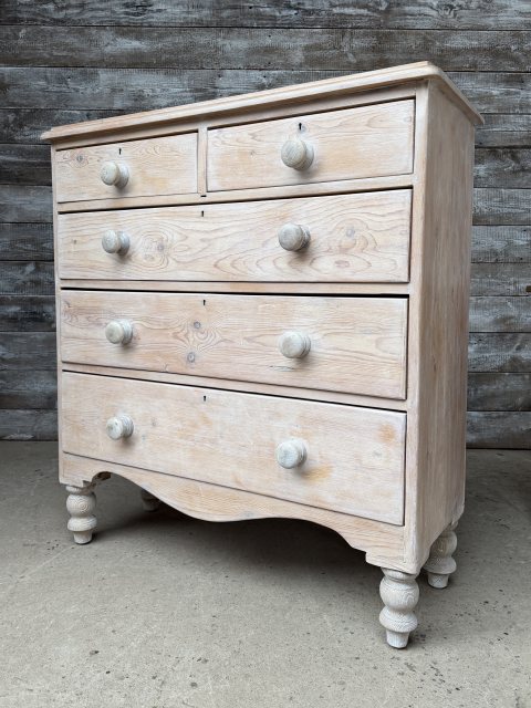 Antique Victorian Limed Pine Chest of Drawers