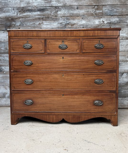 19thC Mahogany Chest of Drawers With Inlay