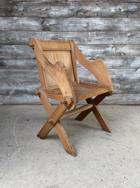 A 19thC Pitch Pine Glastonbury Chair