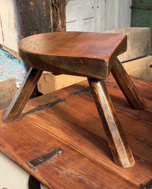 A Wonderful Primitive 19thC Milking Stool