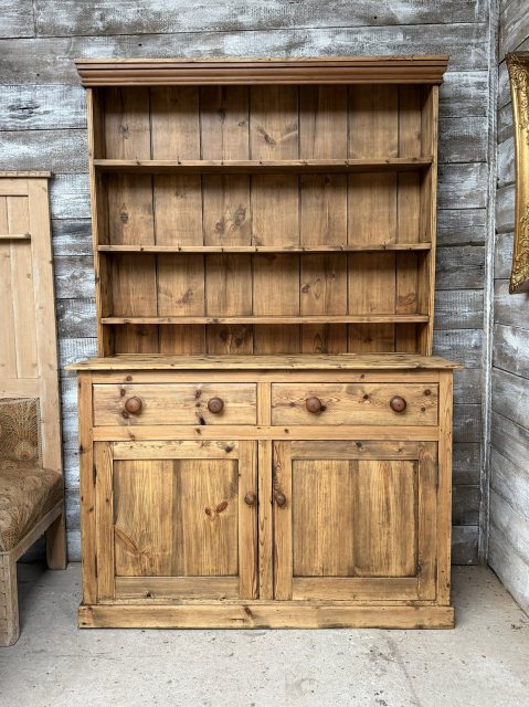 A Victorian Pine Farmhouse Dresser