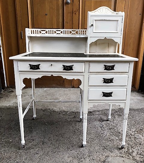 Pretty Inlaid Desk